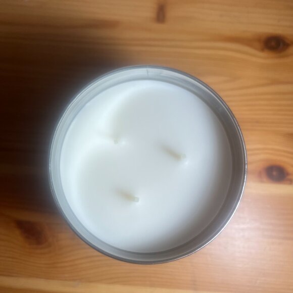 Bath & Body Works WICKED VANILLA WOODS 14.5 Oz 3 Wick Scented Candle Brand New - Picture 3 of 3